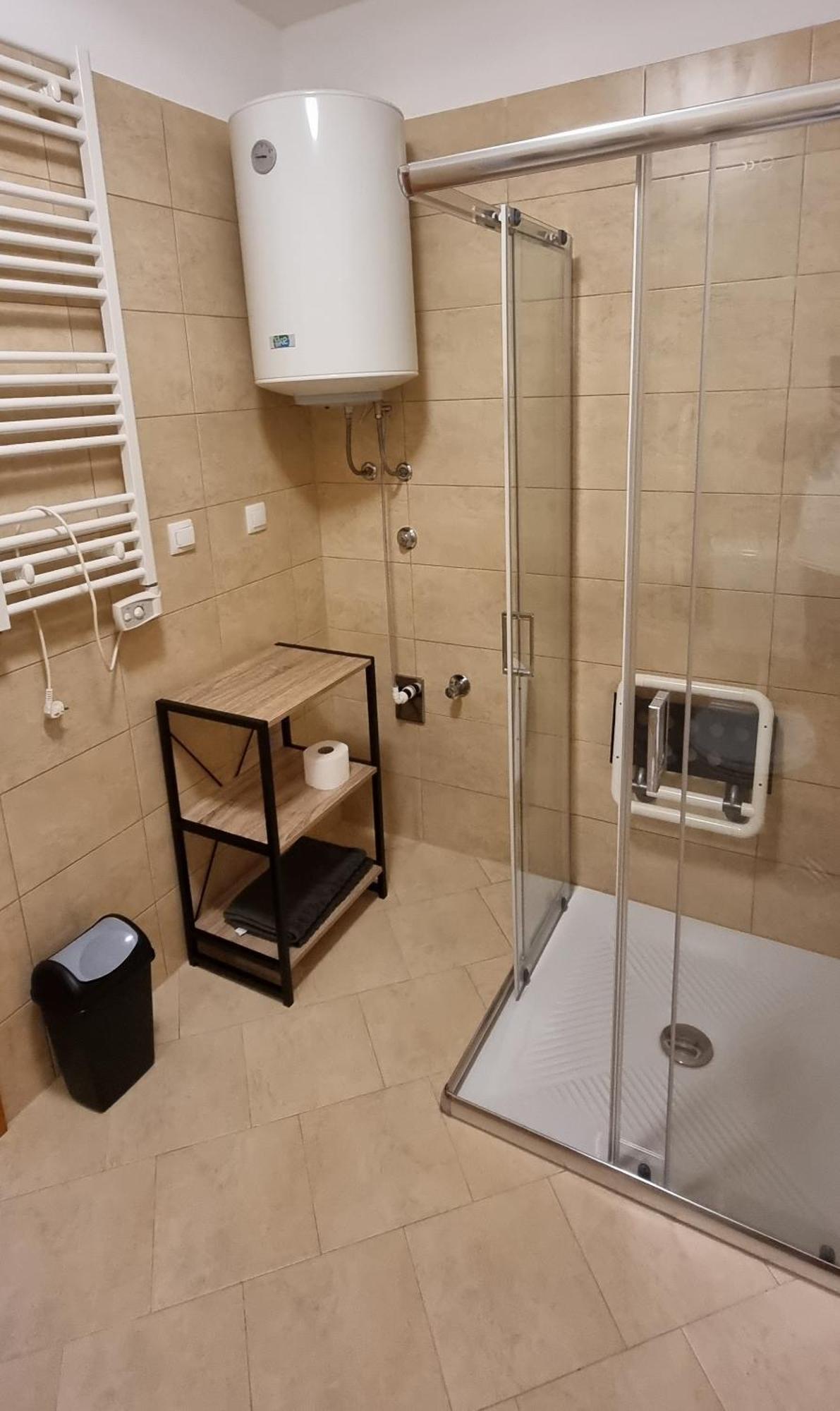 Apartmani Sunce I More Premantura Exterior photo